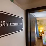Landgasthof Zum Dorfkrug Locanda *