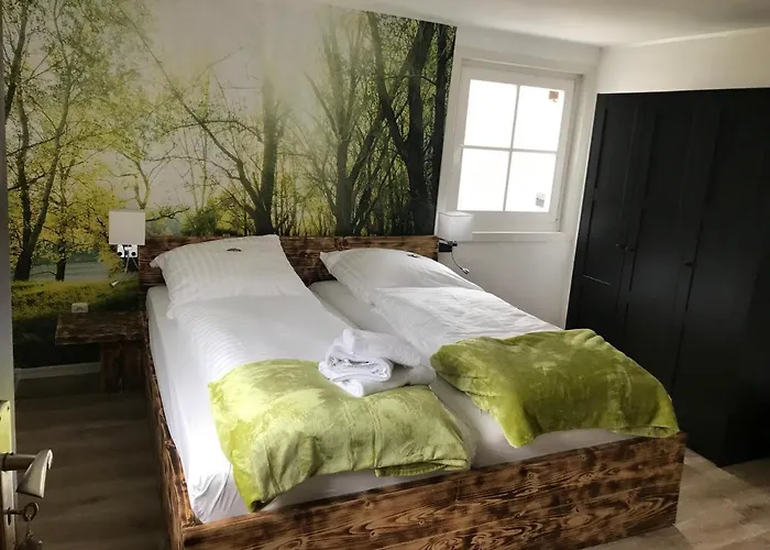 Landgasthof Zum Dorfkrug Schoneberg (Altenkirchen)