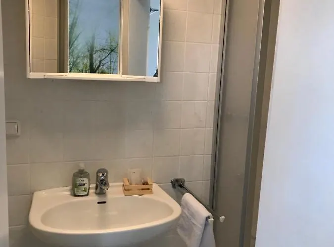 Landgasthof Zum Dorfkrug 宾馆 Schoneberg (Altenkirchen)